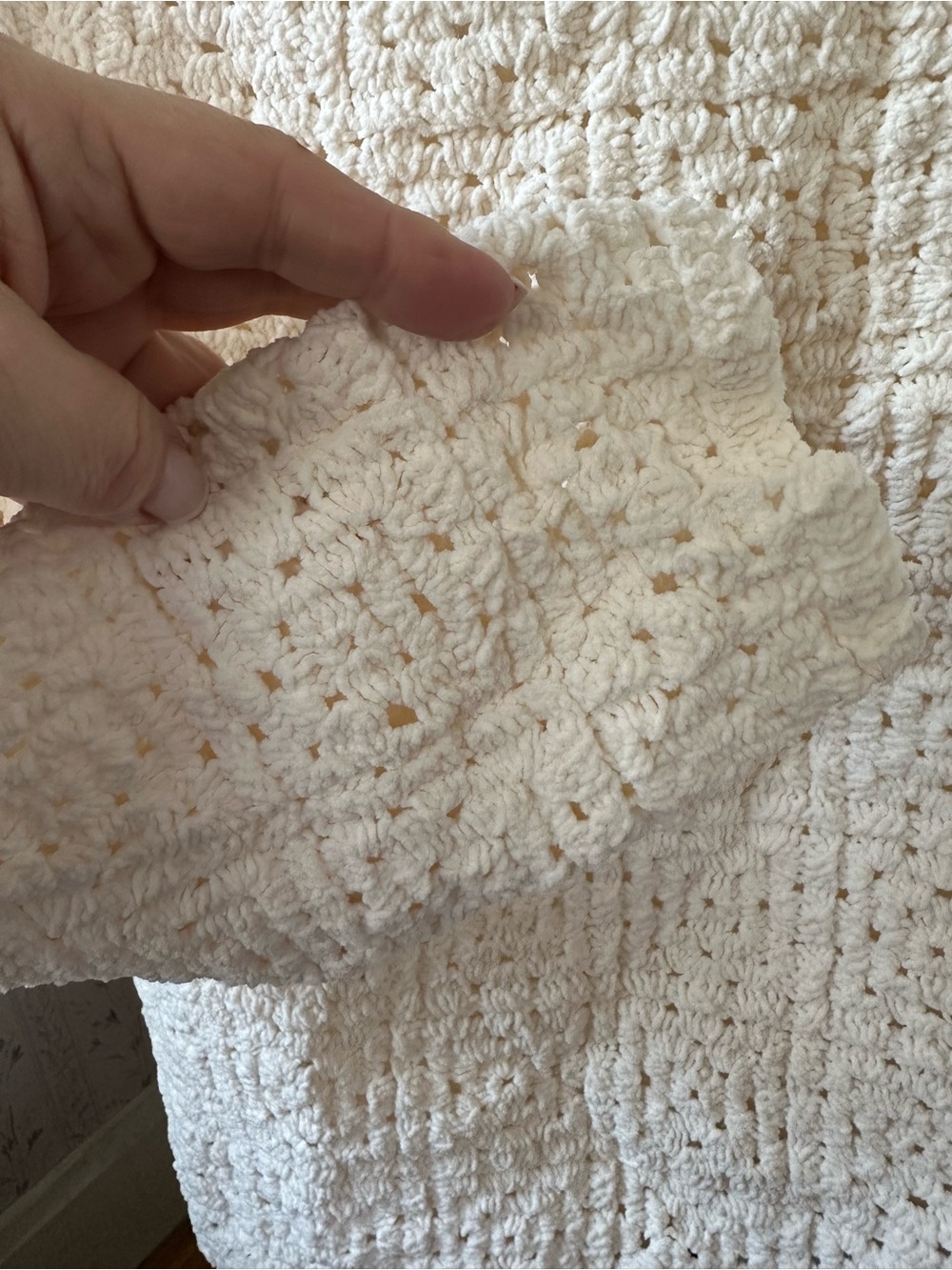 POL Cream Crochet Sweater - Picture 5 of 12
